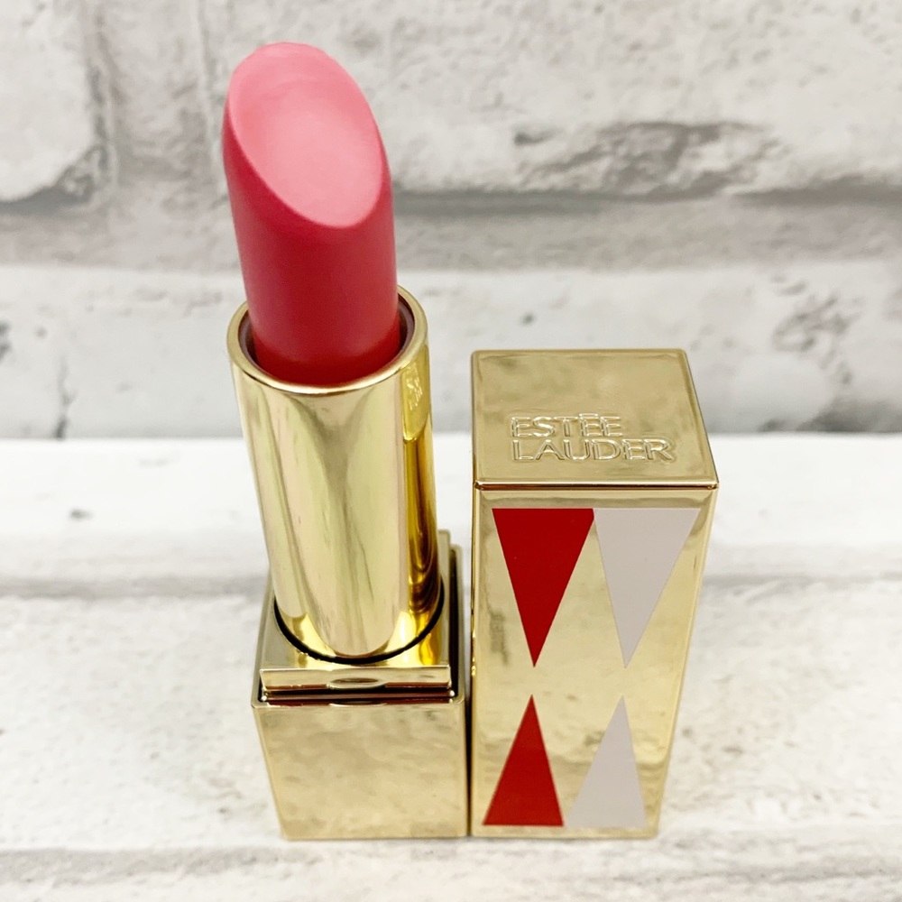 ESTEE LAUDER • Pure Color Envy Lipstick "Candy"